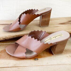 Amelia‎ Grace Zoe Brown Sandals Scalloped Slip On 8 Pristine